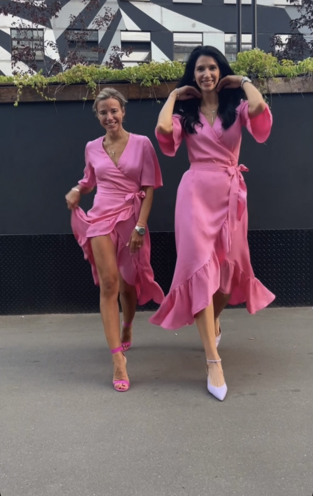 Платье с воланом розовое - Платье с воланом розовое